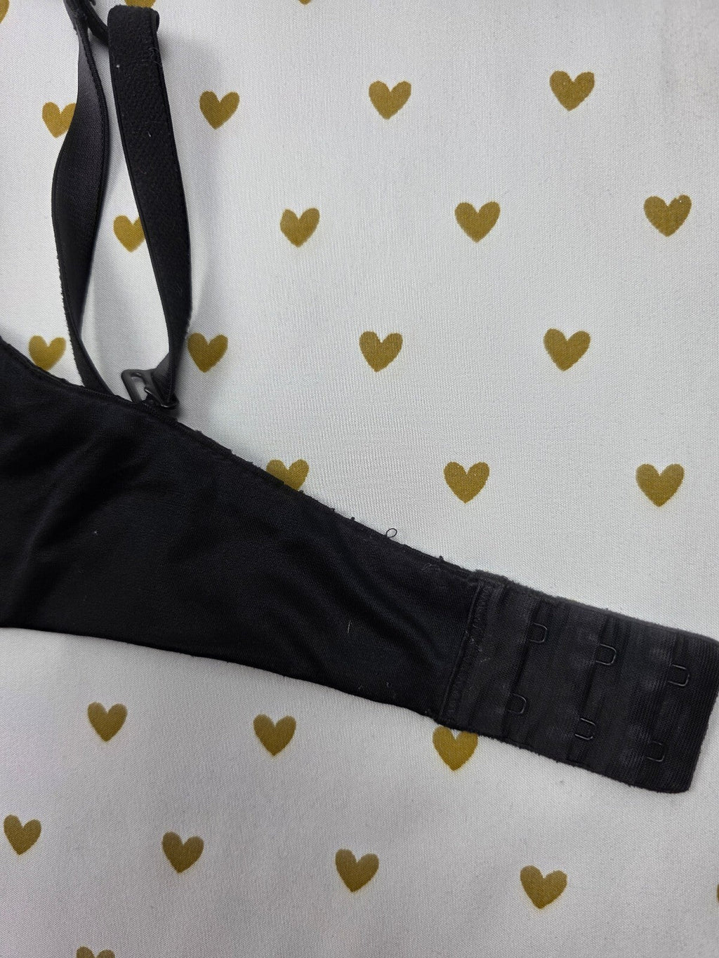 Victorias Secret Black BOMBSHELL PLUNGE Add 2 Sizes Push Up Bra 36C