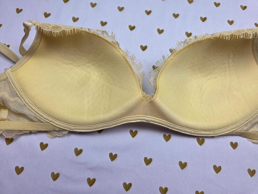 Victorias Secret Yellow Wireless No Wire Lace Bra 32C Padded