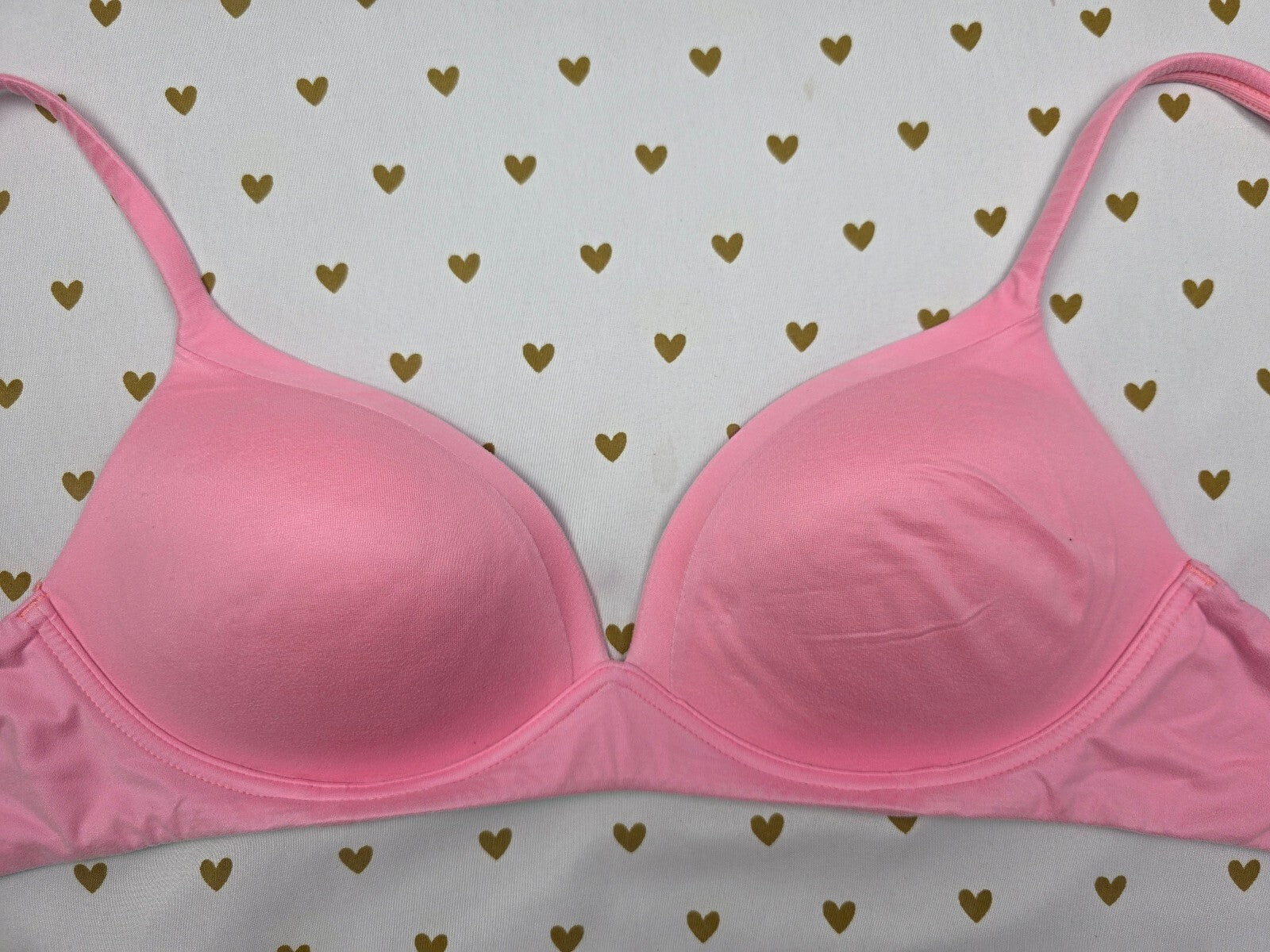 Victorias Secret Neon Pink Wireless No Wire Bra 34C