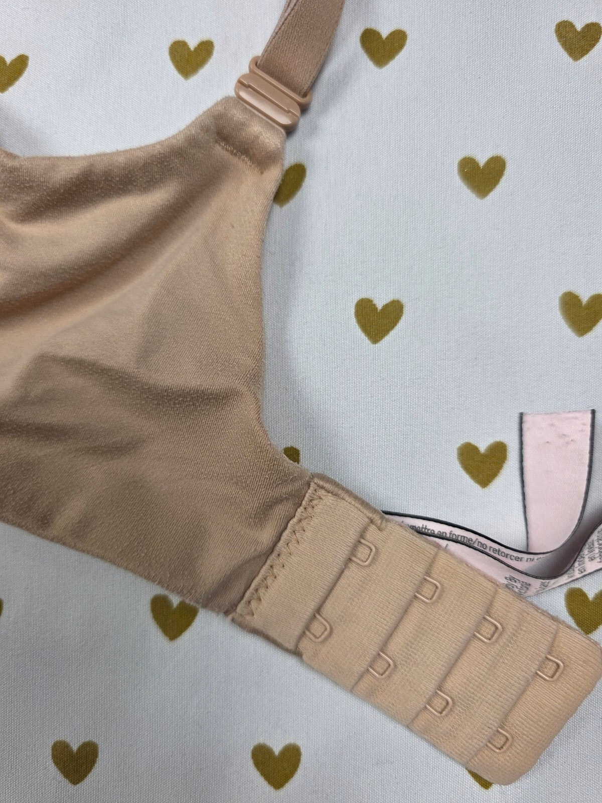 Victorias Secret Beige Wireless No Wire Bra 32DDD
