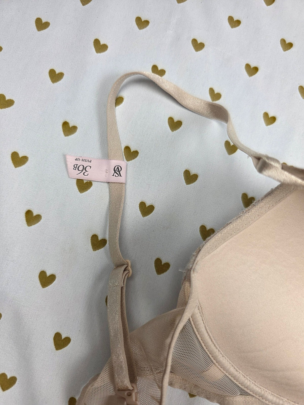 Victorias Secret Wireless No wire beige Padded Bra lace 36B