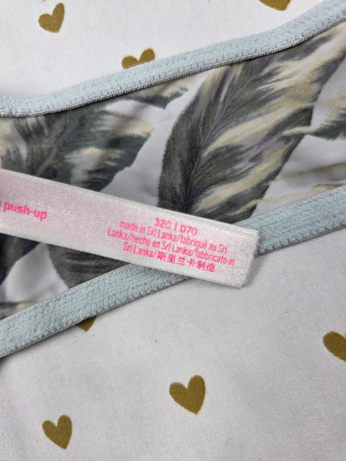 Victorias Secret PINK Front Close Palm Racerback Bra 32C Push Up