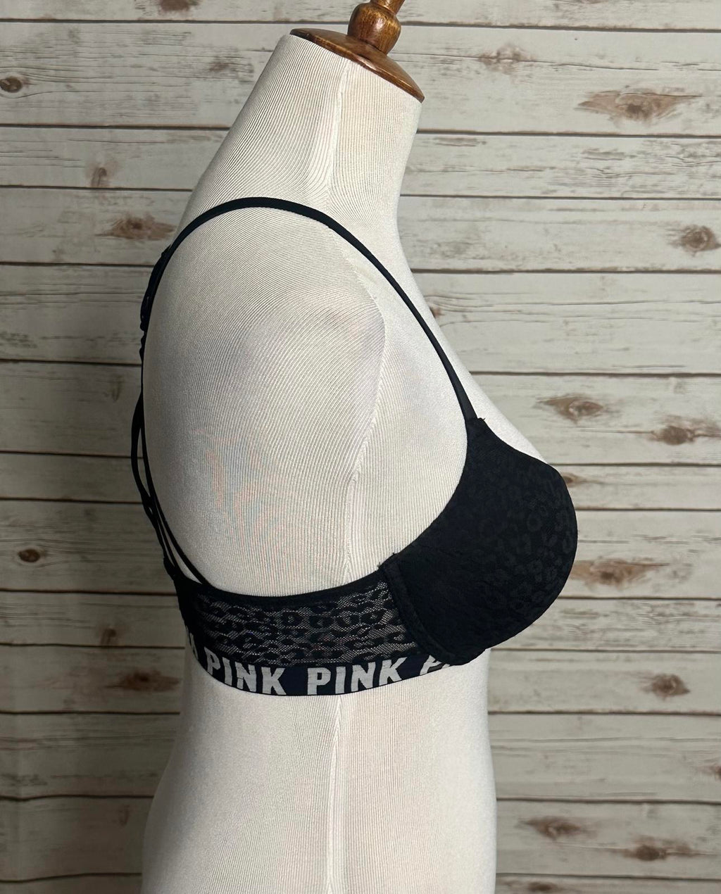 PINK Victoria's Secret lace strappy racerback push-up pigeonnant bra Size 32D