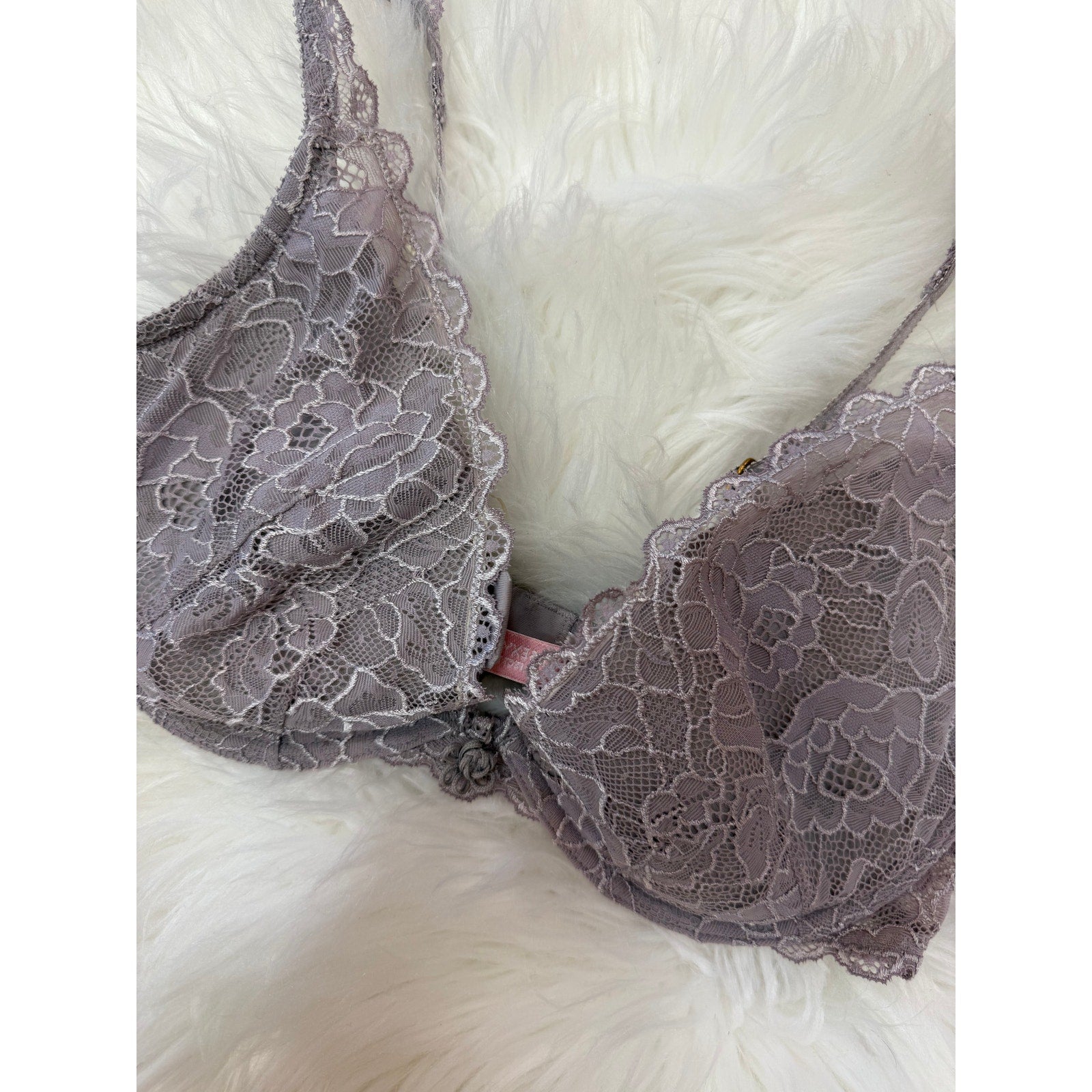 Victoria's Secret Vintage Y2K Lavender Lace Bra - 34D