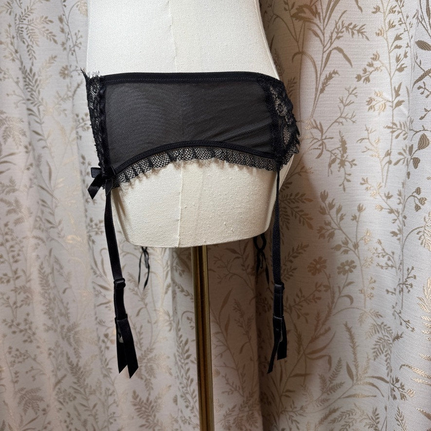 Victoria's Secret Womens Black Lace Garter Belt L Boudoir Sexy Vampy Coquette