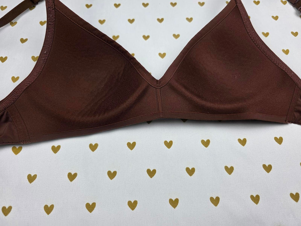 Victorias Secret T shirt Lightly Lined wireless no wire bra 32a