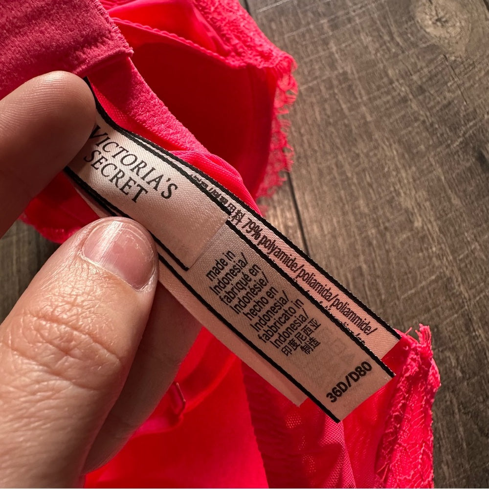 Victoria's Secret Dream Angels Lined Demi Lace Bra