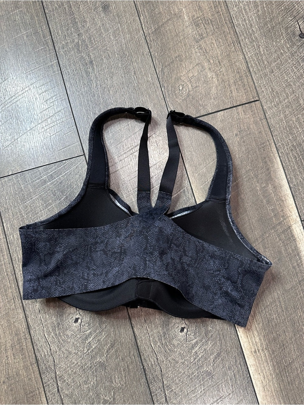 Victoria’s Secret Front Zipper Sports Bra