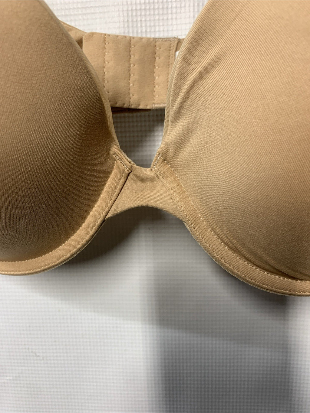 Calvin Klein QP1428O Women's Constant Push Up Plunge Bra Size 36D Underwire